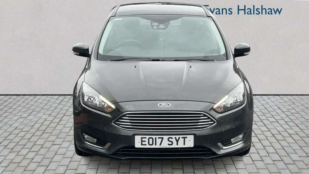 Ford Focus 1.0 Ecoboost 125 Titanium 2017 EO17SYT Grey #4