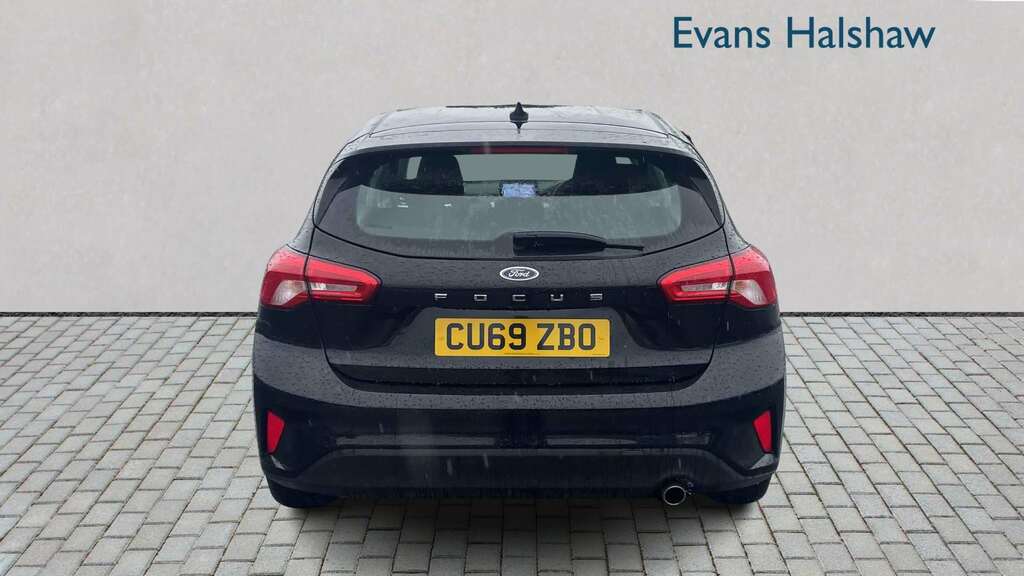 Ford Focus 1.0 Ecoboost 125 Zetec 2019 CU69ZBO Black #3