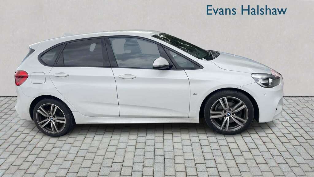 BMW 2 Series 220D M Sport Nav Step 2018 AJ52BEL White #5