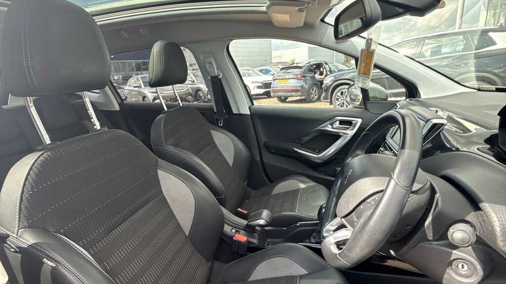 Peugeot 2008 1.2 Puretech Allure Premium Start Stop 2018 Grey #3