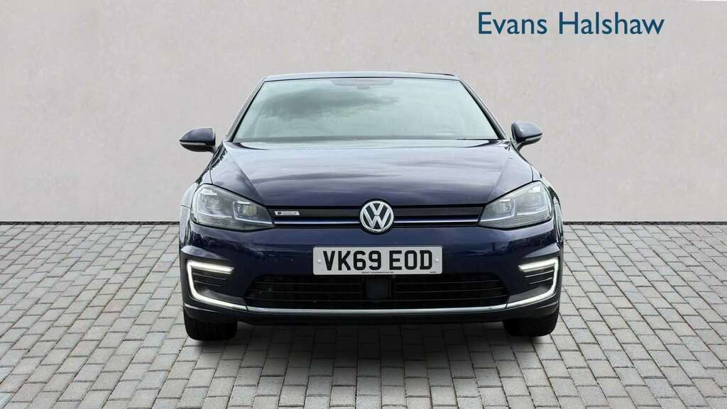 Volkswagen e-Golf 99Kw E-golf 35Kwh 2019 Blue #2
