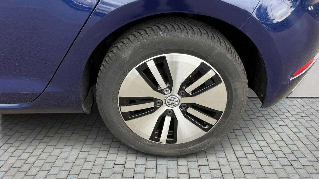 Volkswagen e-Golf 99Kw E-golf 35Kwh 2019 Blue #4