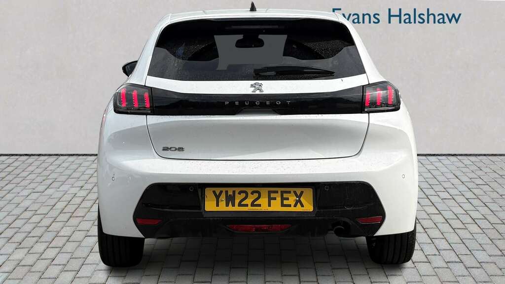 Peugeot 208 1.2 Puretech 100 Allure Premium Eat8 2022 YW22FEX White #3