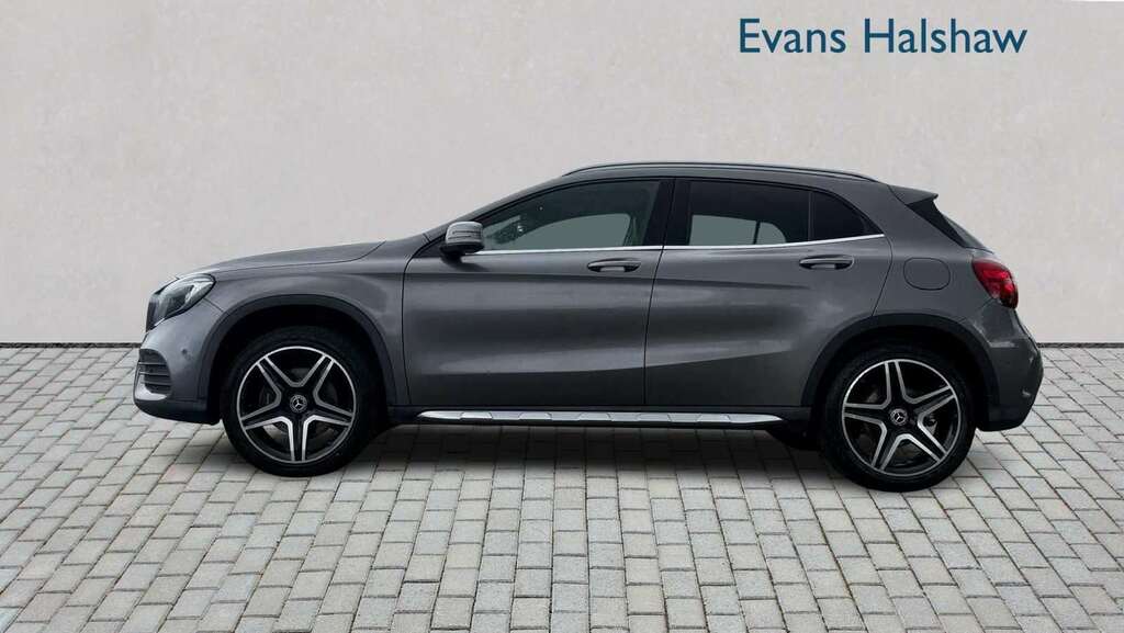 Mercedes-Benz GLA Class 220D 4Matic Amg Line Prem Plus 2018 KN68HZF Grey #4