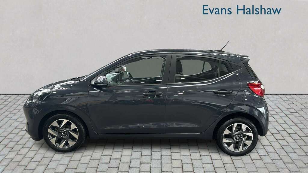 Hyundai I10 1.0 63 Advance Nav 2025 Grey #3