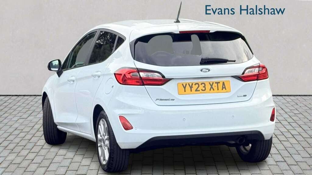 Ford Fiesta 1.0 Ecoboost Hybrid Mhev 125 Titanium 202 White #2
