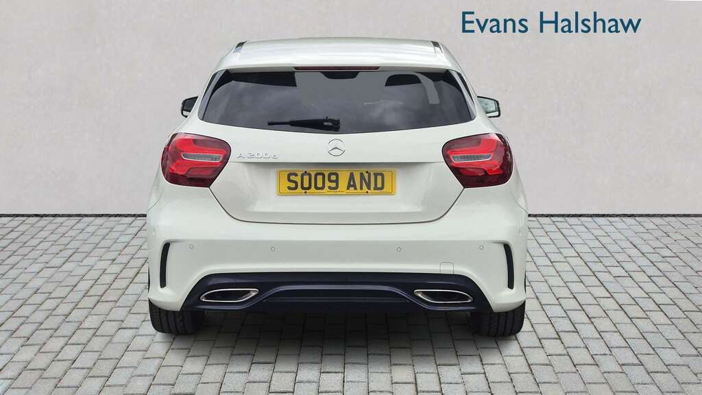 Mercedes-Benz A Class A200d Amg Line Premium 2016 RF66CZP White #5