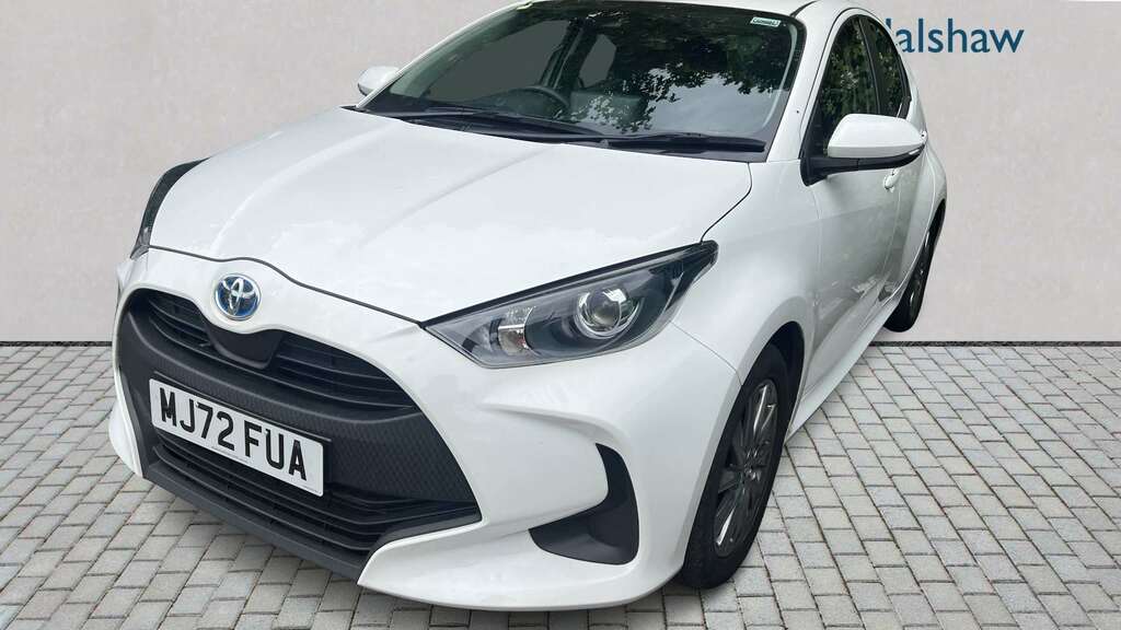 Toyota Yaris 1.5 Hybrid Icon Cvt 2022 White