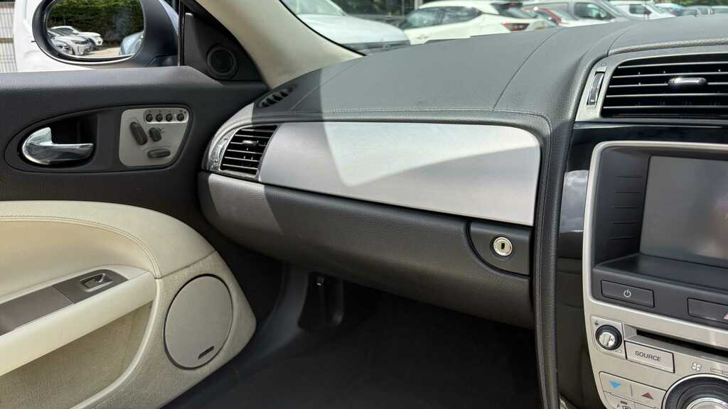 Jaguar XK 5.0 V8 Euro 5 Silver #22