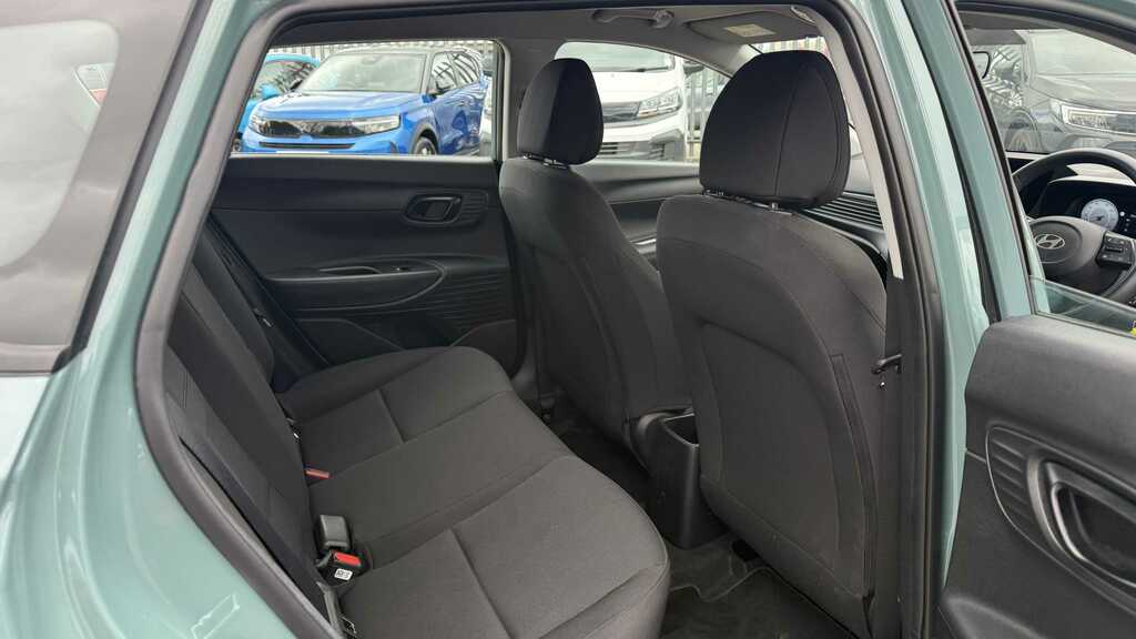 Hyundai Bayon 1.0 Tgdi Advance 2025 DH74LXJ Green #4