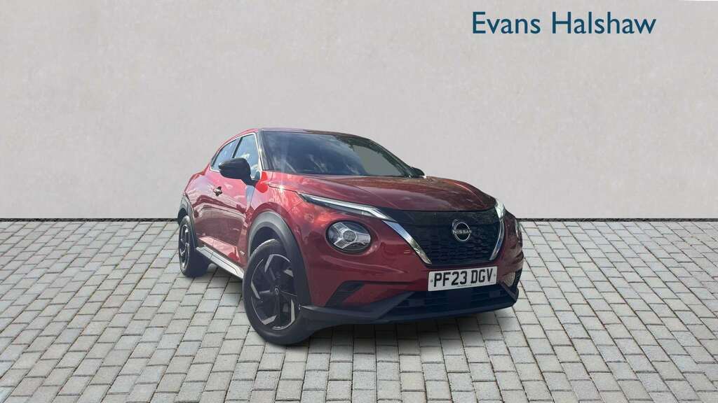 Nissan Juke 1.6 Hybrid N-connecta 2023 Red