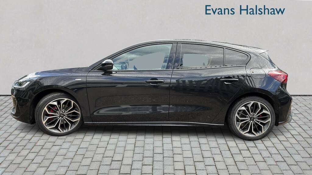 Ford Focus 1.5 Ecoblue St-line Vignale 2022 LO22BVK Black #3