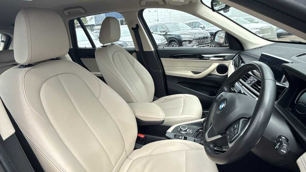 BMW X1 Sdrive 18D Xline Step 2019 Black #2