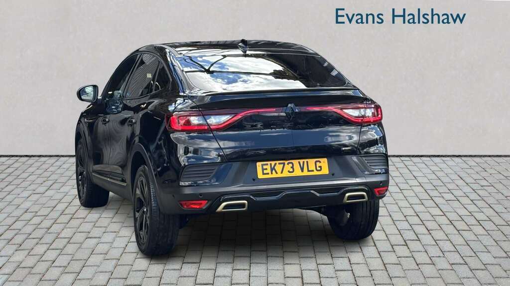Renault Arkana 1.6 E-tech Hybrid 145 Engineered Bose Ed Black #4