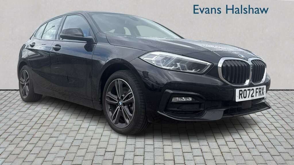 BMW 1 Series 118I 136 Sport Step Live Cockpit Pro Black