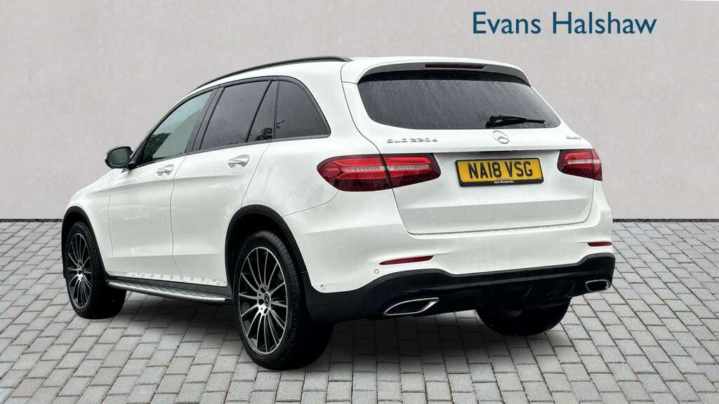 Mercedes-Benz GLC Class 220D 4Matic Amg Line Prem Plus 9G-tronic 2018 NA18VSG White #2