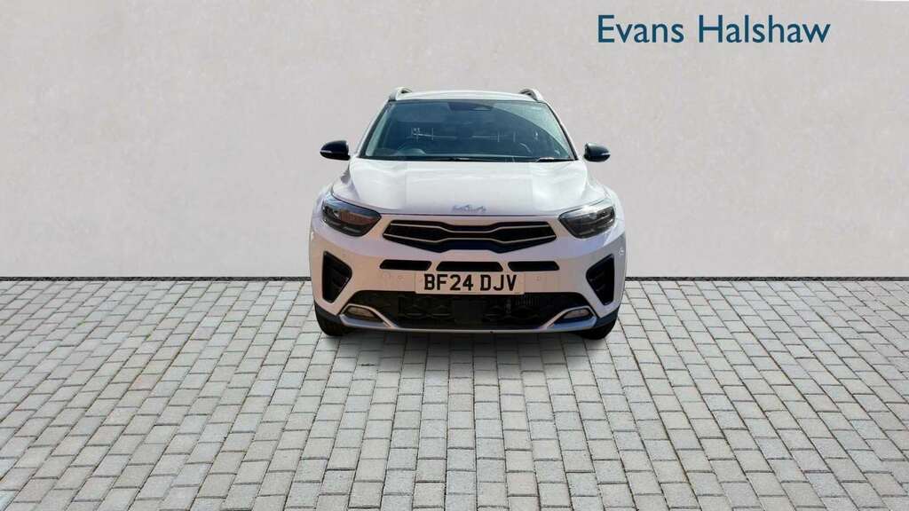 Kia Stonic 1.0T Gdi 48V Gt-line S Dct 2024 White #2