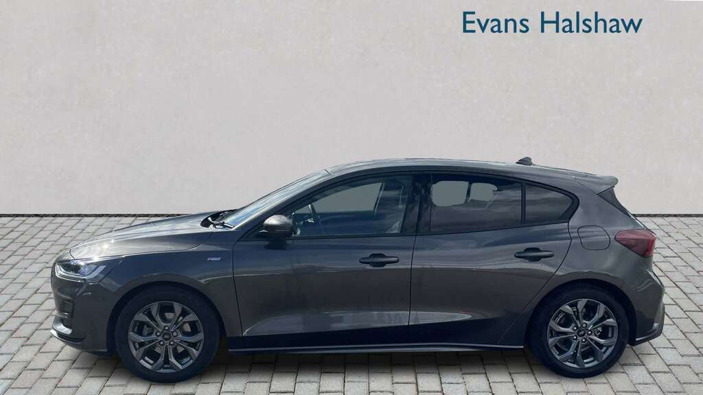 Ford Focus 1.0 Ecoboost Hybrid Mhev St-line 2025 SC75CYG #5