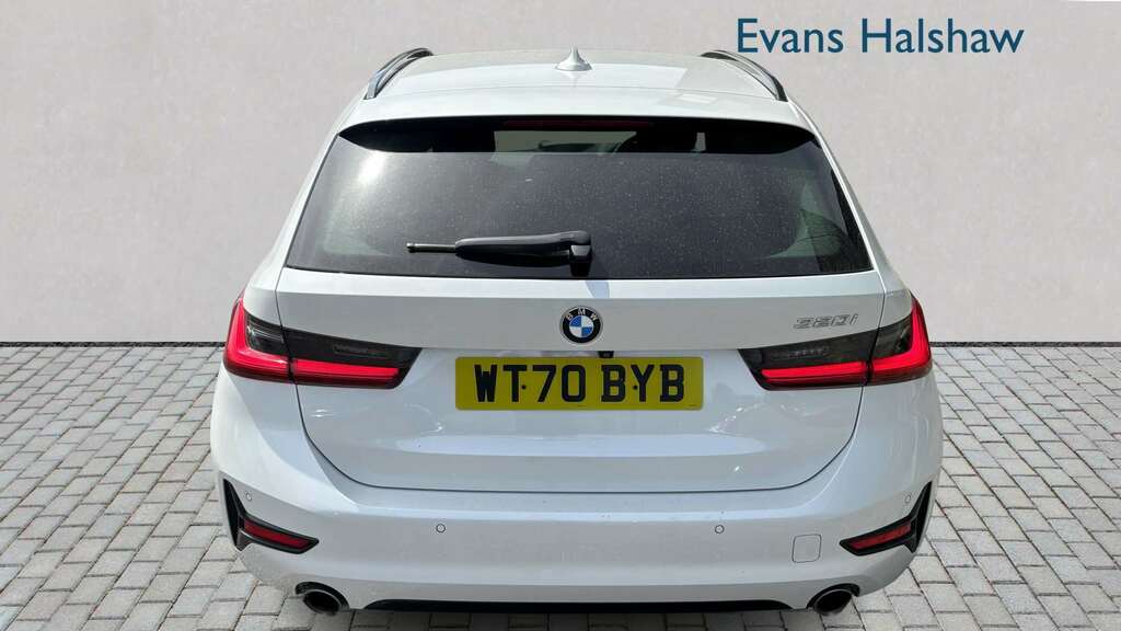 BMW 3 Series 320I Sport Step 2021 WT70BYB White #3