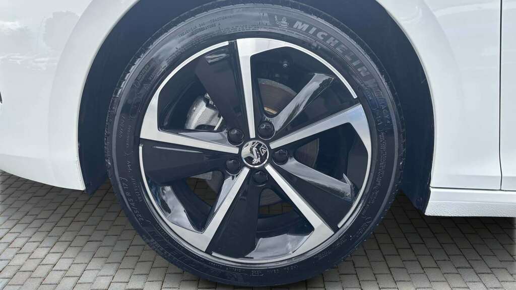 Vauxhall Astra 1.2 Turbo 130 Griffin 2026 NL26FHK White #6
