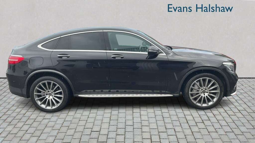 Mercedes-Benz GLC Class Glc 250 4Matic Amg Line Premium Plus 9G-tronic HS19ASX Black #3