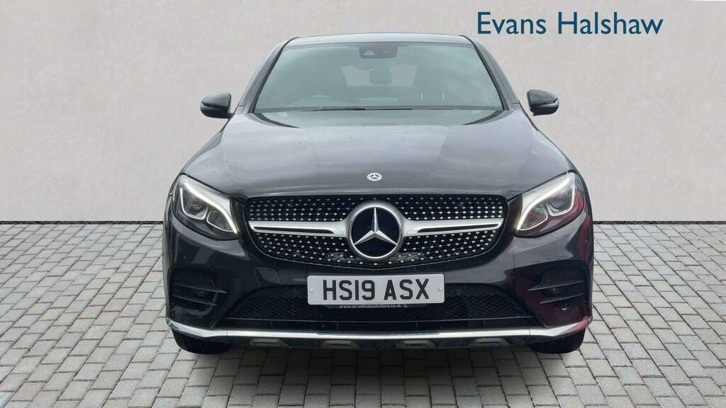 Mercedes-Benz GLC Class Glc 250 4Matic Amg Line Premium Plus 9G-tronic HS19ASX Black #4