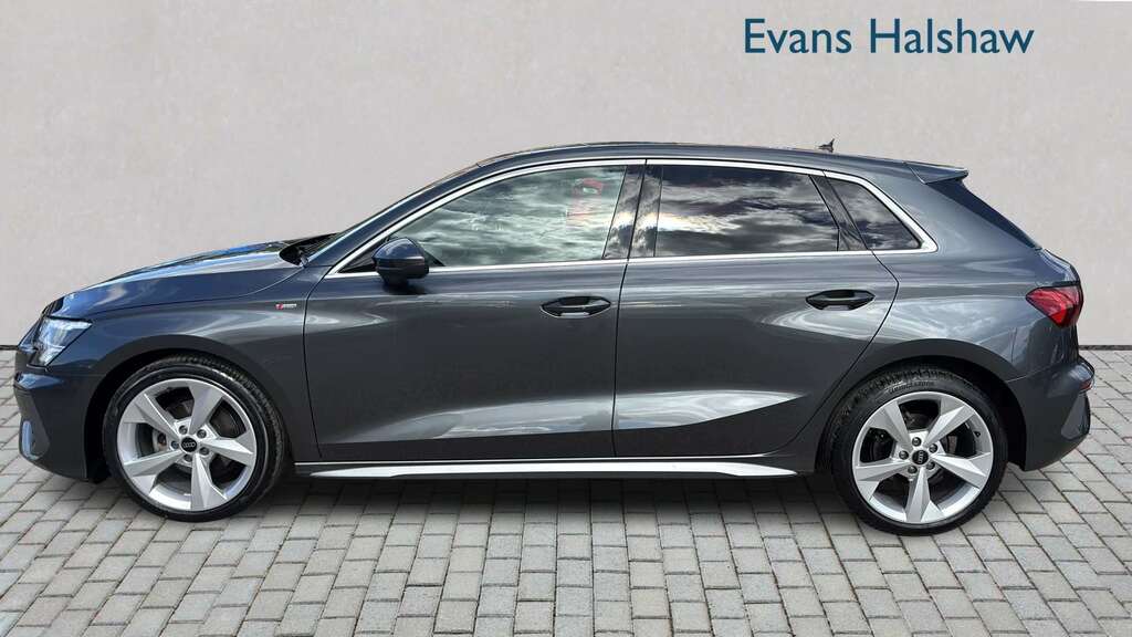 Audi A3 30 Tfsi S Line 2024 FV24DDZ Grey #2