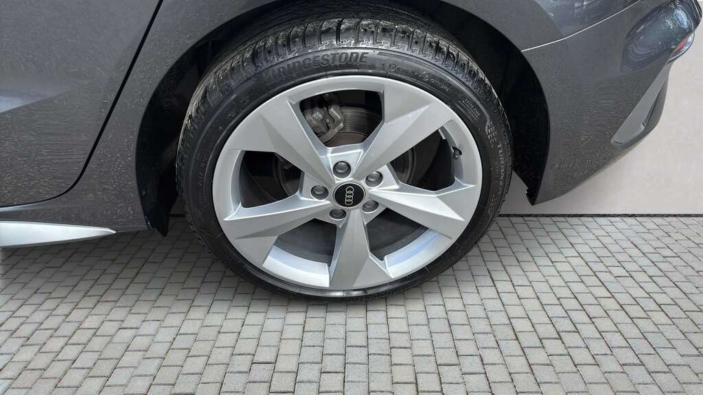 Audi A3 30 Tfsi S Line 2024 FV24DDZ Grey #3