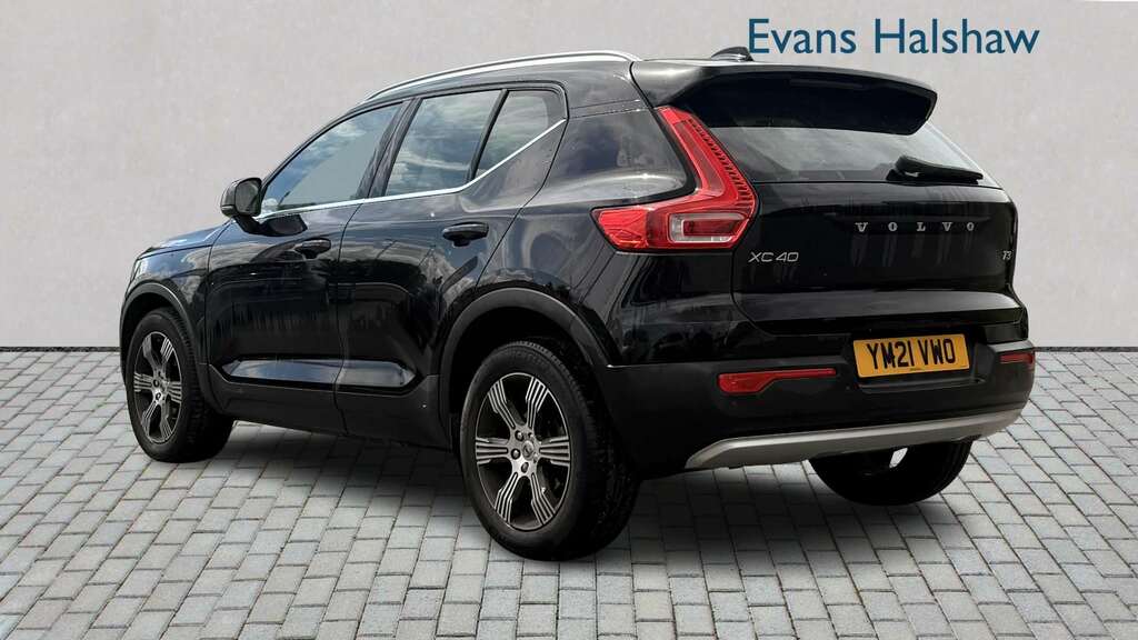 Volvo XC40 1.5 T3 163 Inscription Geartronic 2021 YM21VWO Black #2