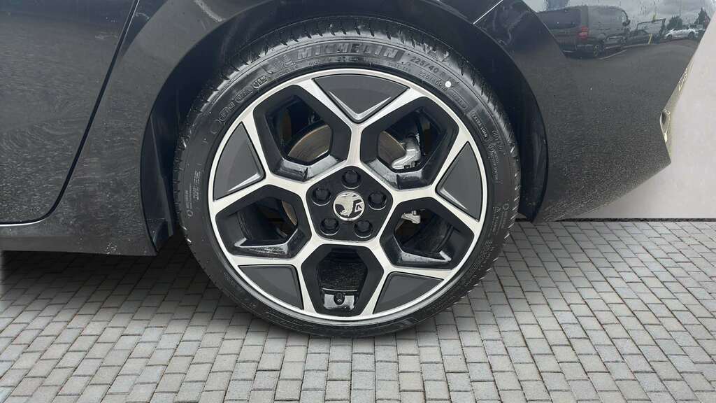 Vauxhall Astra 1.2 Turbo 130 Ultimate 2026 NL26FCV Black #6