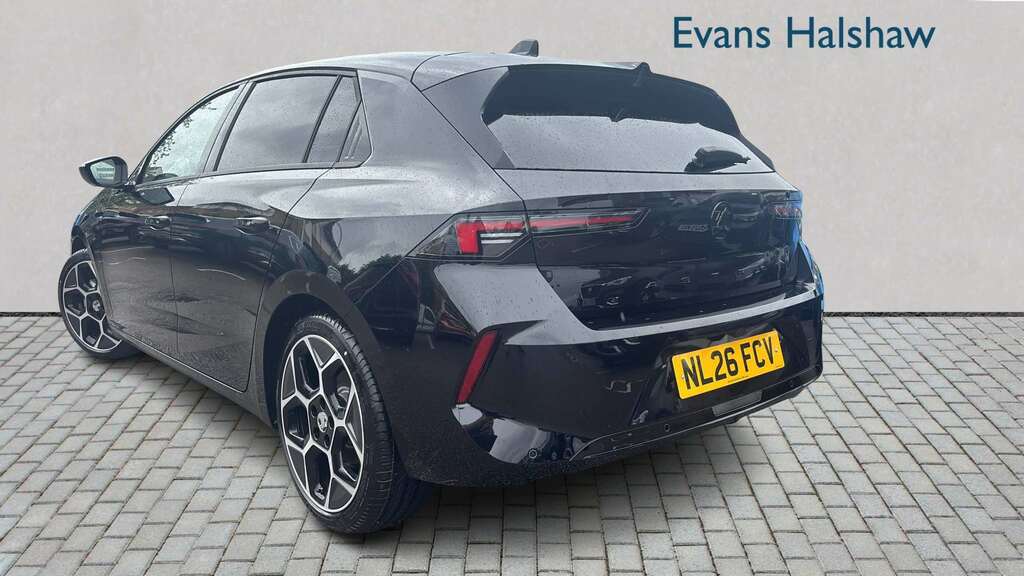 Vauxhall Astra 1.2 Turbo 130 Ultimate 2026 NL26FCV Black #2