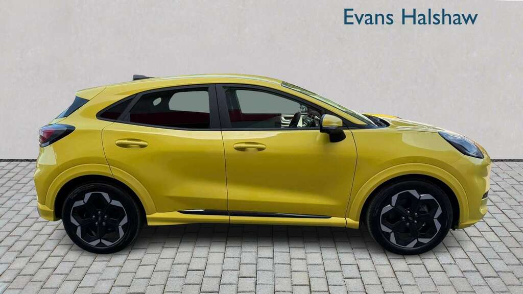Ford Puma 123Kw Premium 43Kwh 2026 YX26FKL Yellow #4