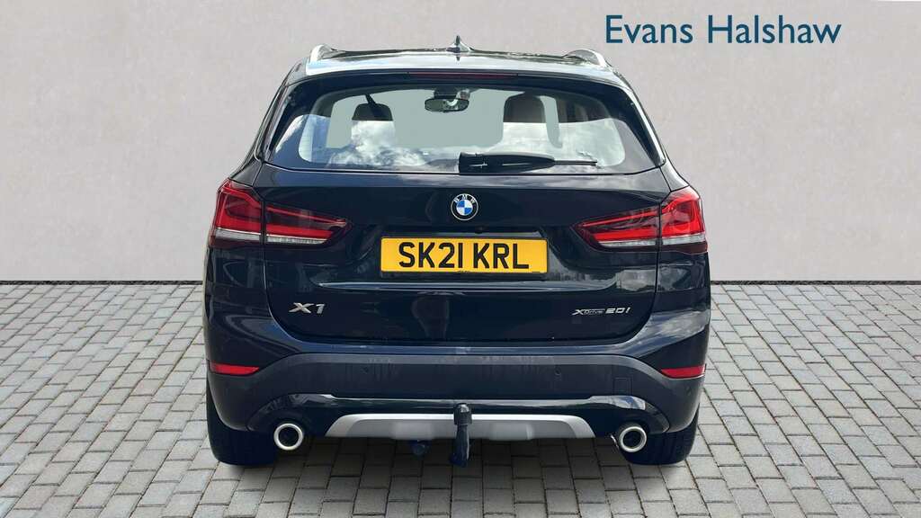 BMW X1 Xdrive 20I 178 Xline Step 2021 Black #4