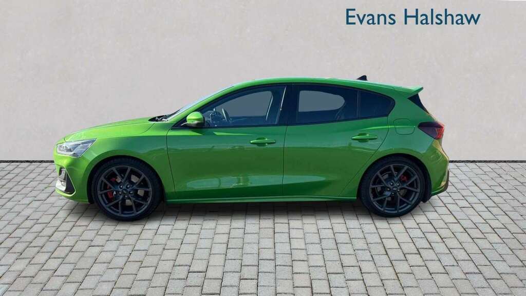 Ford Focus 2.3 Ecoboost St 2023 BG73FND Green #4