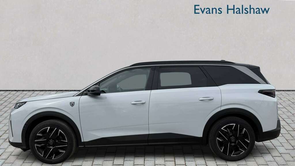 Peugeot 5008 1.2 Hybrid 136 Gt E-dsc6 2025 KS25DZH White #4