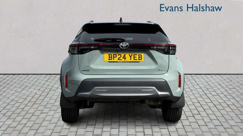 Toyota Yaris Cross 1.5 Hybrid 130 Premiere Edition Cvt 2024 BP24YEB #4