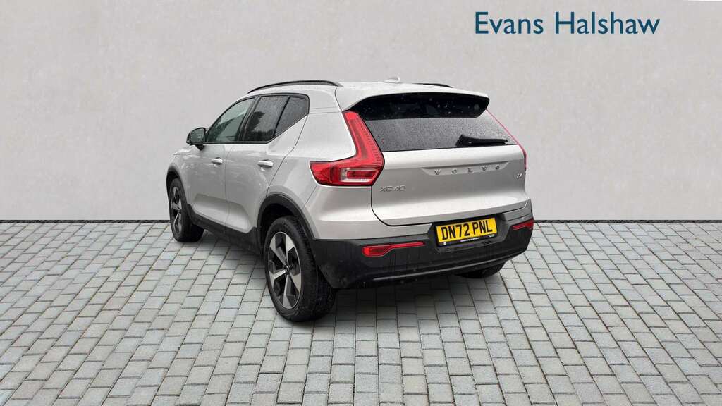 Volvo XC40 2.0 B4p Ultimate Dark 2022 DN72PNL Silver #3