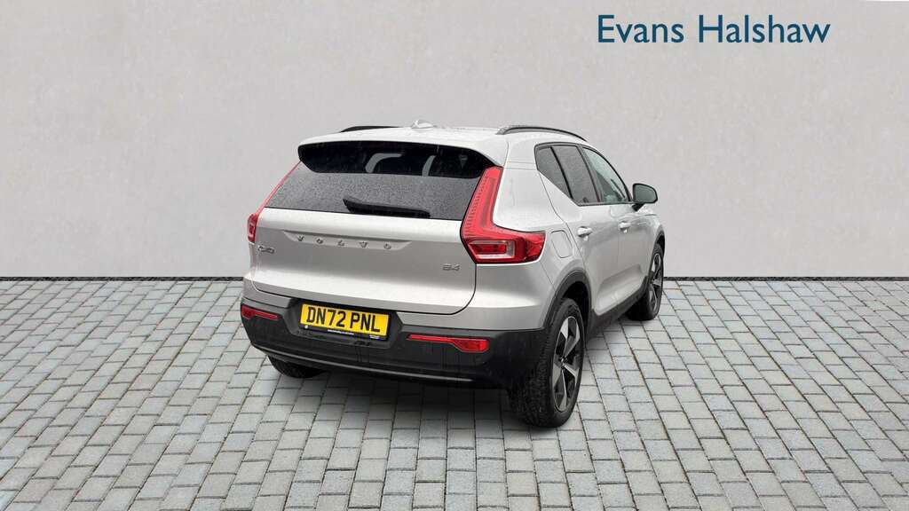 Volvo XC40 2.0 B4p Ultimate Dark 2022 DN72PNL Silver #4