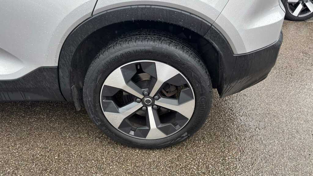 Volvo XC40 2.0 B4p Ultimate Dark 2022 DN72PNL Silver #5