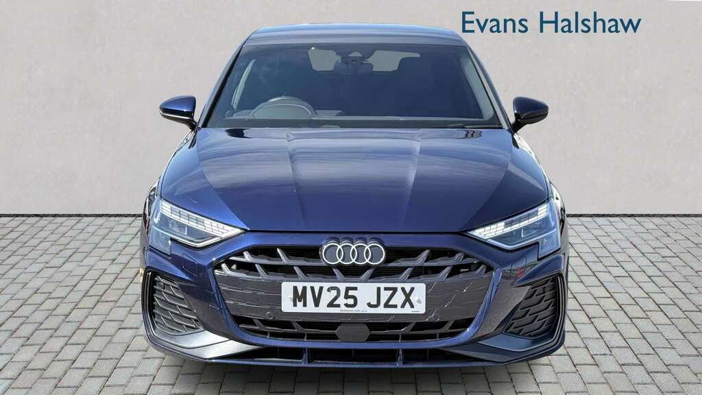 Audi A3 35 Tfsi S Line S Tronic 2025 MV25JZX Blue #6