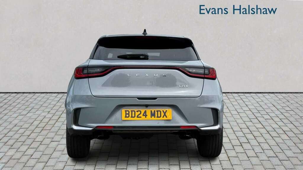 Lexus LBX 1.5 Premium Plus E-cvt 2024 BD24MDX Grey #4