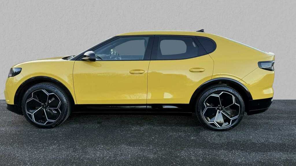 Ford Capri 250Kw Premium 79Kwh Awd 2025 Yellow #6