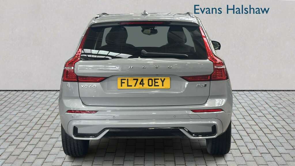 Volvo XC60 2.0 B5p Plus Dark Awd Geartronic 2024 FL74OEY Grey #5