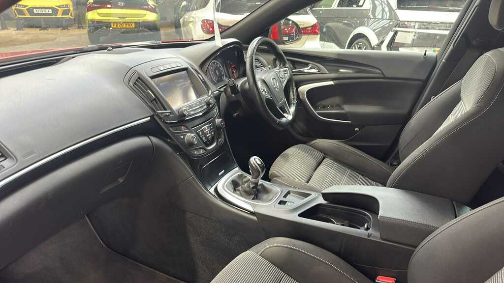 Vauxhall Insignia 1.4T Sri Nav White #13
