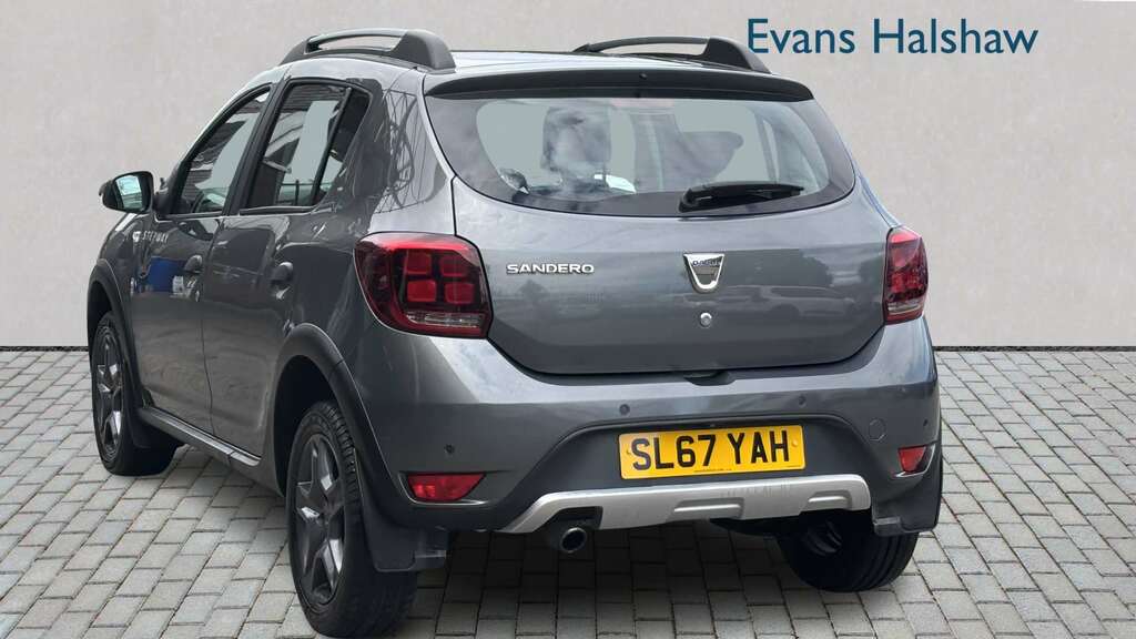 Dacia Sandero Stepway 0.9 Tce Se Summit 2018 SL67YAH Grey #4