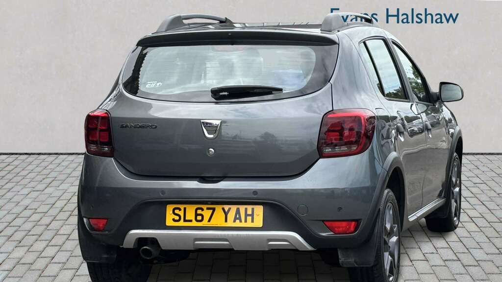 Dacia Sandero Stepway 0.9 Tce Se Summit 2018 SL67YAH Grey #6