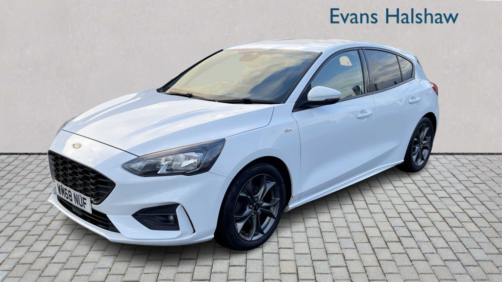 Ford Focus 1.0 Ecoboost 125 St-line 2018 WM68NUF White #4