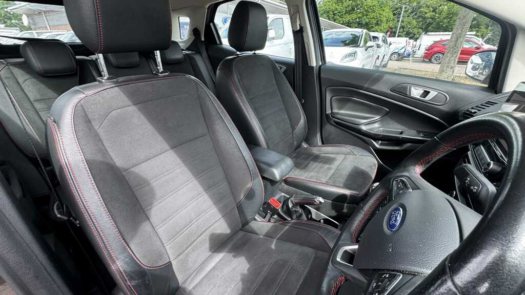 Ford Ecosport 1.0 Ecoboost Zetec Red #10