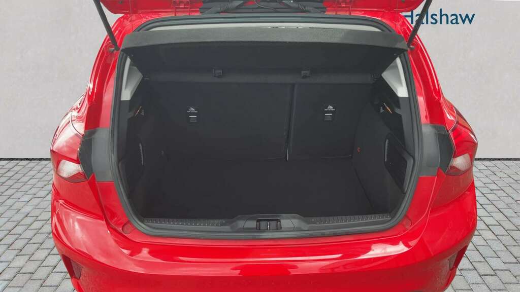 Ford Focus 1.0 Ecoboost 100 Style 2019 YG19ZZW Red #6