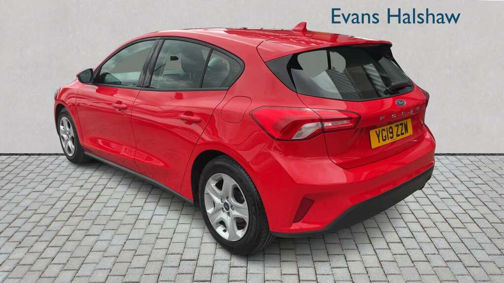 Ford Focus 1.0 Ecoboost 100 Style 2019 YG19ZZW Red #2